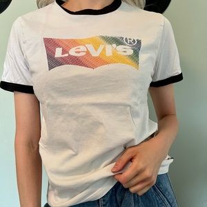Levi’s ringer rainbow pride logo ringer t-shirt small